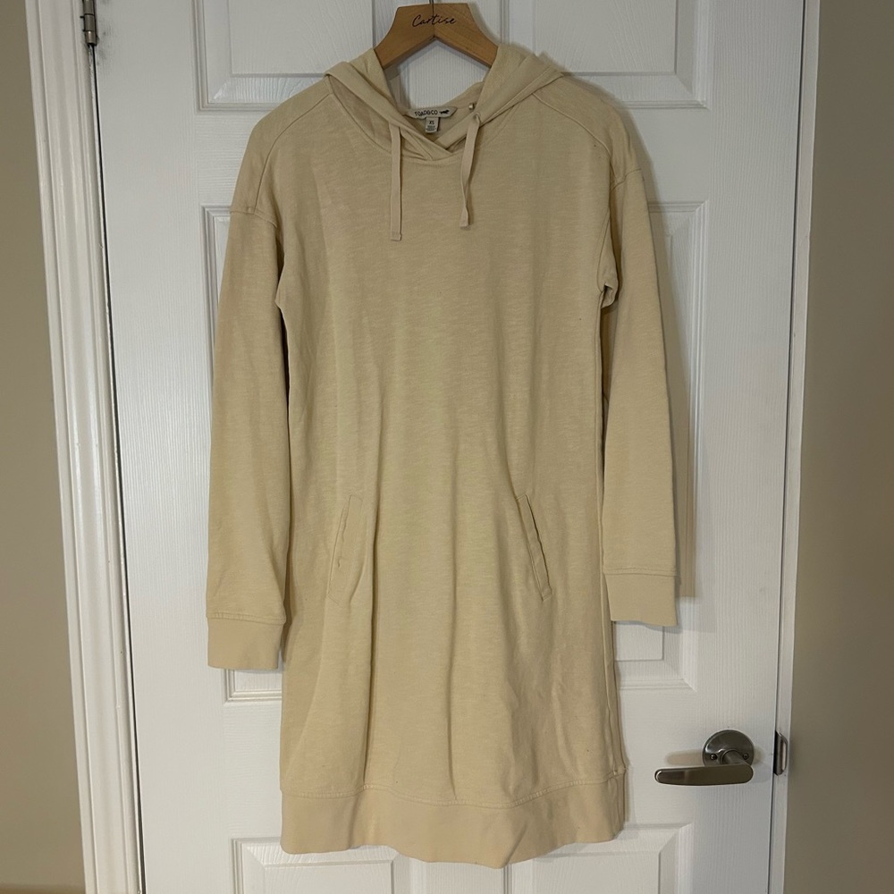 3/$25 loose fit sweatshirt cozy sweater slouchy relaxed winter